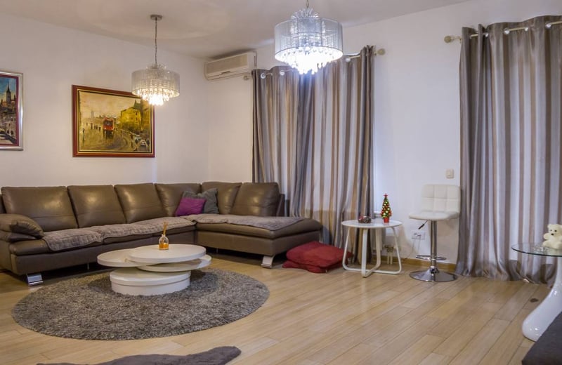 Location d’un appartement lumineux de 3 pièces, 70 m², Belgrade, Serbie